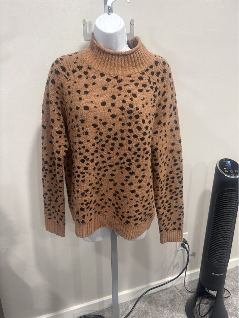 Saltwater Luxe , brown black knitted sweater sz small